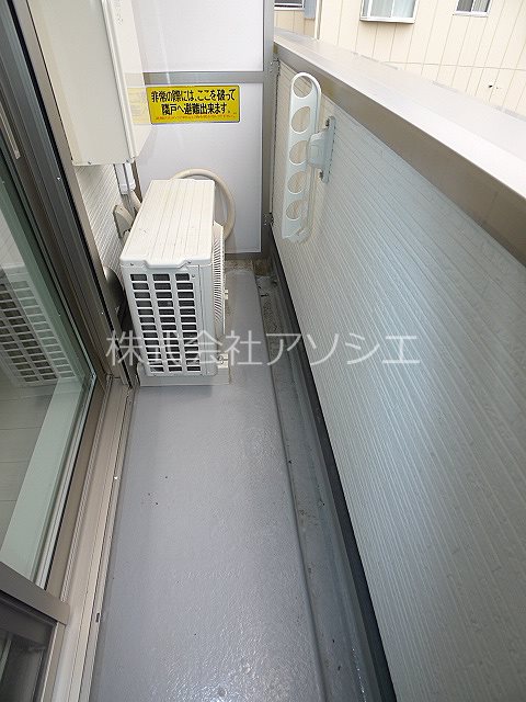 ウエストハイム吉川高富 ベランダ