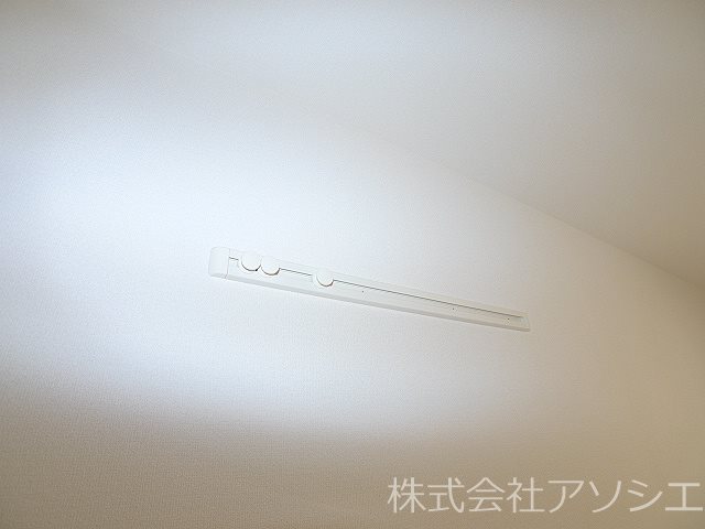 ゴールドバストラル　X ハングバー