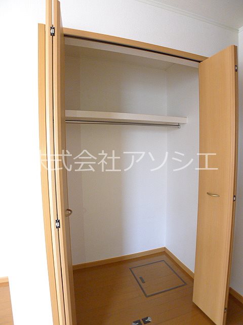 エーデルハイムK 収納