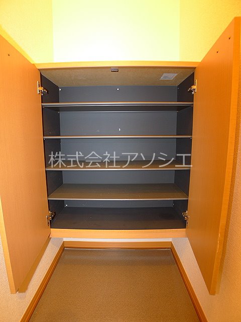 ウエストコート Ⅱ シューズボックス