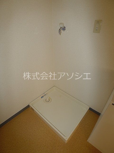 ハイアットプラザ新越谷 室内洗濯機置き場