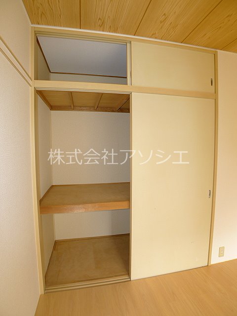 サンヴェールⅢ 押入れ収納