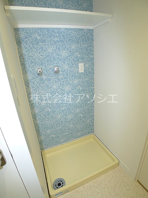 サンシャイン茜ハイツ 室内洗濯機置き場