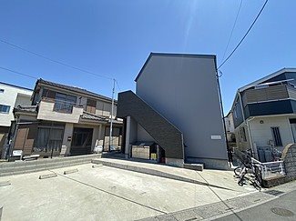 ドリームライツ越谷のご紹介は住まいの窓口アソシエにお任せください。