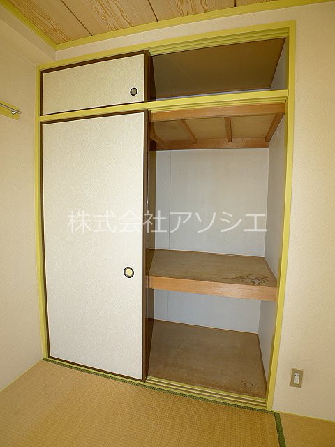 グランデ茜 収納