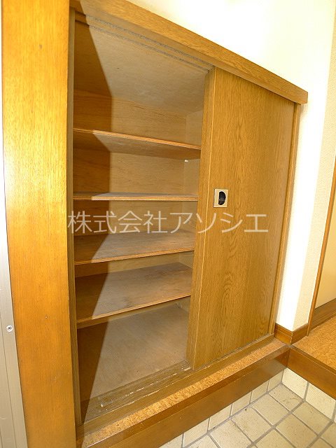 エクレールⅠ シューズボックス