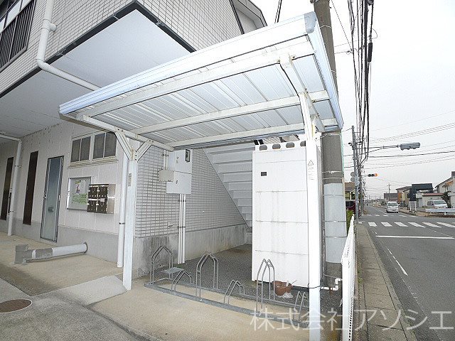 MK・ハイツ 駐輪場