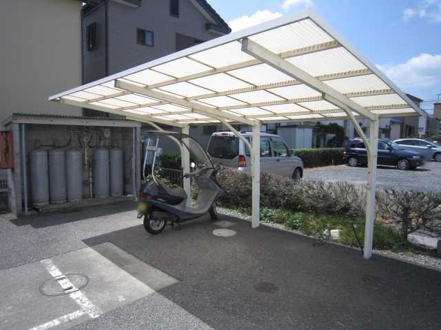 エステート山崎 駐輪場