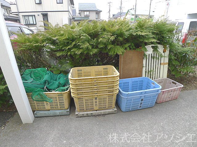 エステート山崎 ゴミ集積場