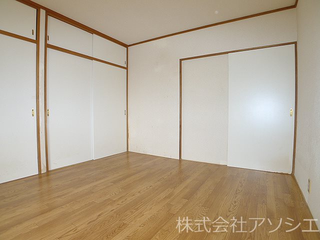 エステート山崎 ベッドルーム
