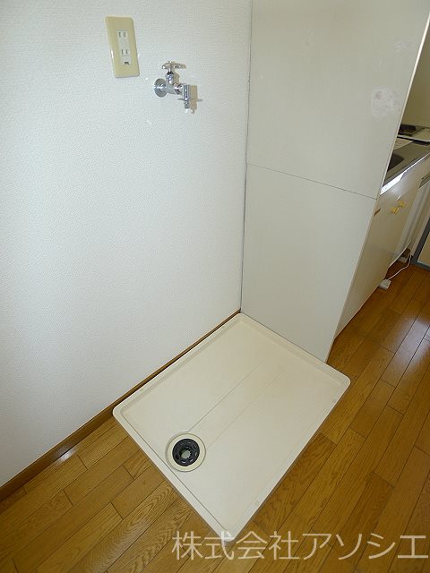 メゾン・ド・ジュネス 室内洗濯機置き場