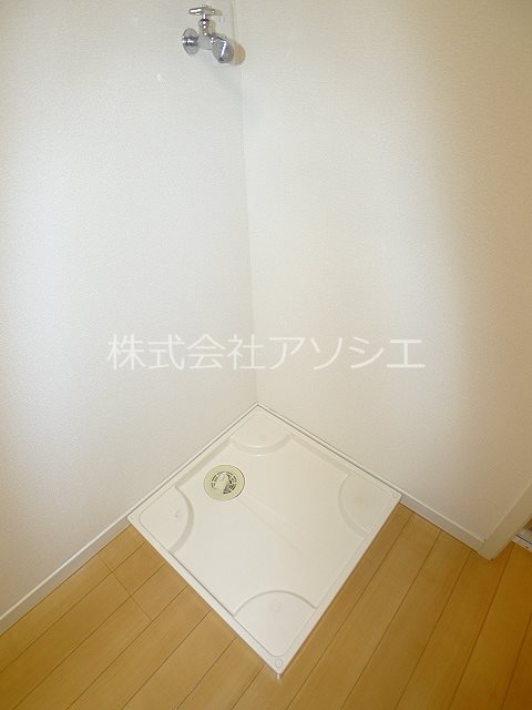 ヴェルデ越谷 室内洗濯機置き場