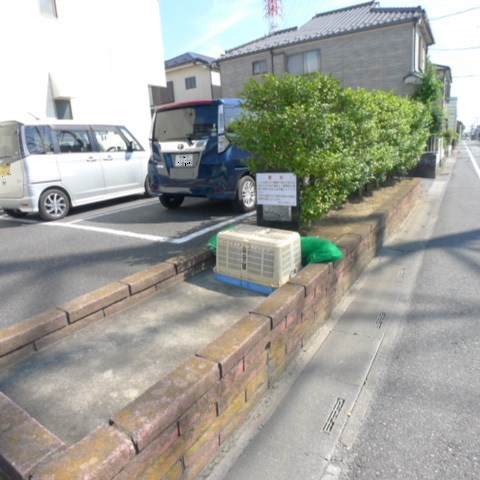 グリーンパーク越谷　B ゴミ集積所