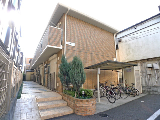エスタシオンのご紹介は住まいの窓口アソシエにお任せください。