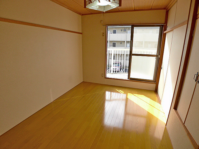 セントラルハイツⅡ号館 2階洋室6帖