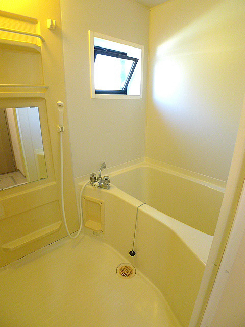 セントラルハイムA 追い焚き機能付きバス