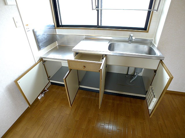 グリーンパーク（宮本町） キッチン収納