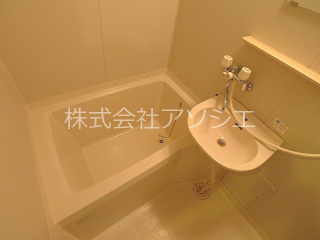 シャンポール茜 風呂画像