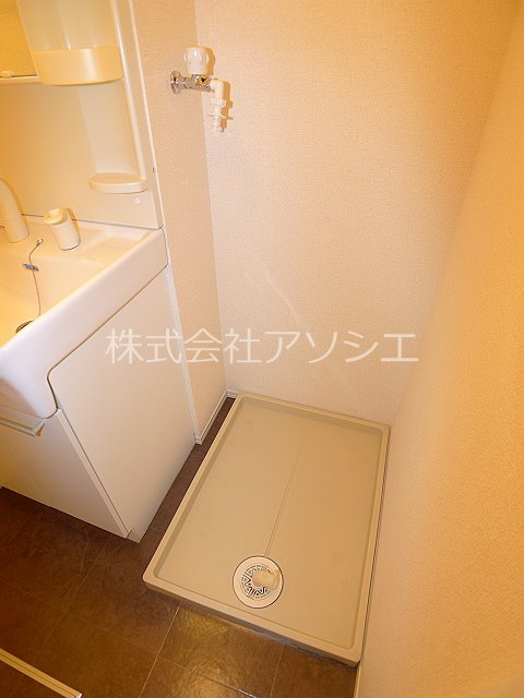 OTTs　HIRO　Ａ 室内洗濯機置き場