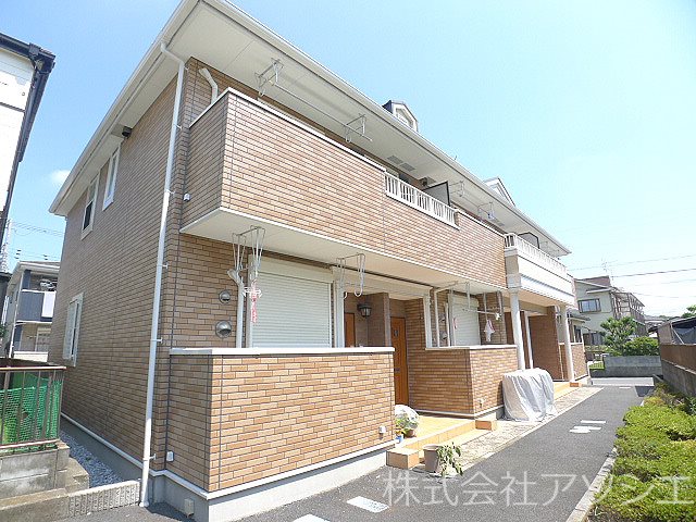 ソレアードＡのご紹介は住まいの窓口　アソシエにお任せ下さい。