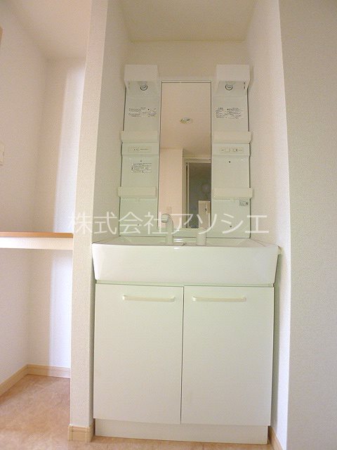 ソレアードＡ 洗面所