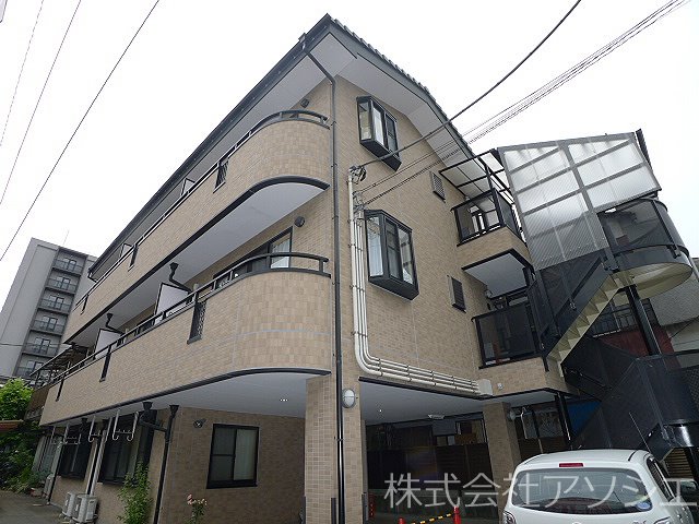 スリーホーク内藤 外観