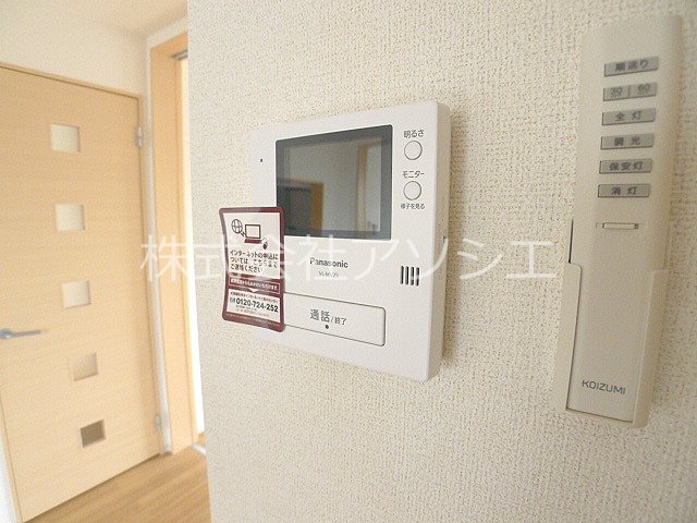 トゥエルブ TVモニター付インターホン