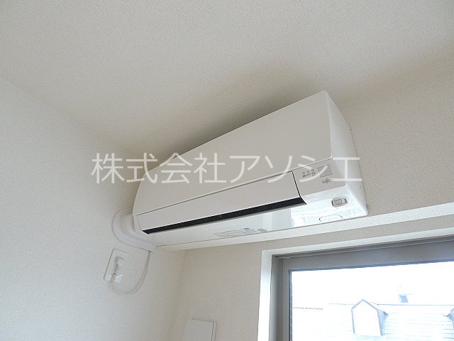 トゥエルブ エアコン完備
