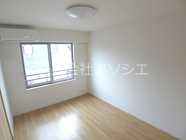 トゥエルブ 洋室6帖