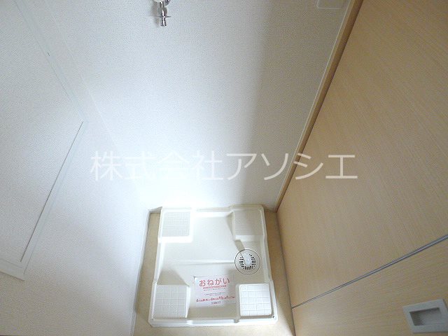 トゥエルブ 洗濯機置場
