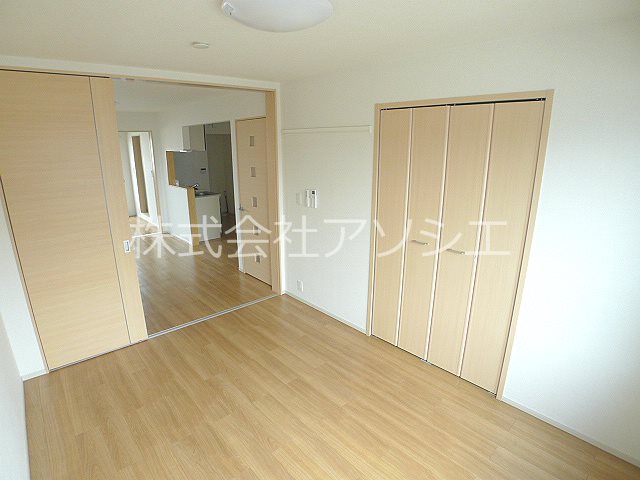 トゥエルブ 洋室6帖