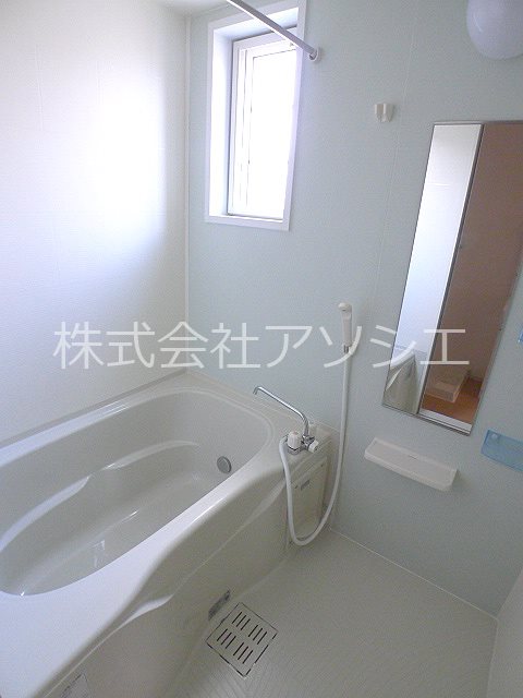 ヴィラ茶居夢 追い焚き機能・浴室換気乾燥機
