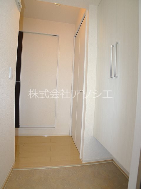 トゥールフルール 玄関