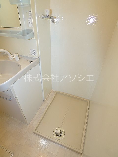 トゥールフルール 室内洗濯機置き場