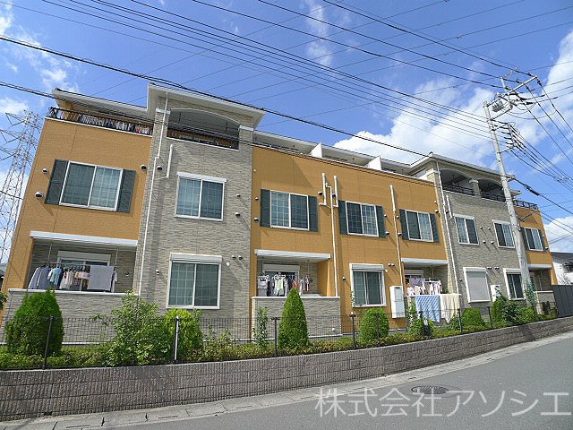 イデアル　ピエスのご紹介は住まいの窓口アソシエにお任せください。