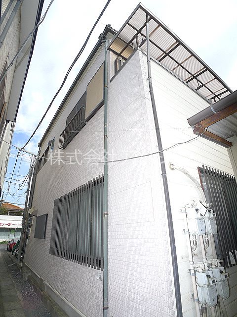 ハイツラフォーレのご紹介は住まいの窓口アソシエにお任せください。