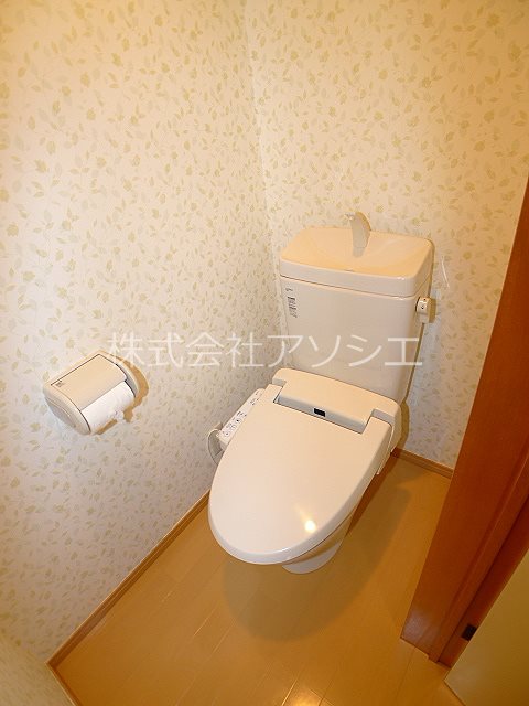 ハイツラフォーレ ウォシュレット便座