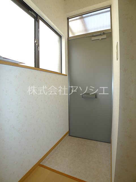 ハイツラフォーレ 玄関