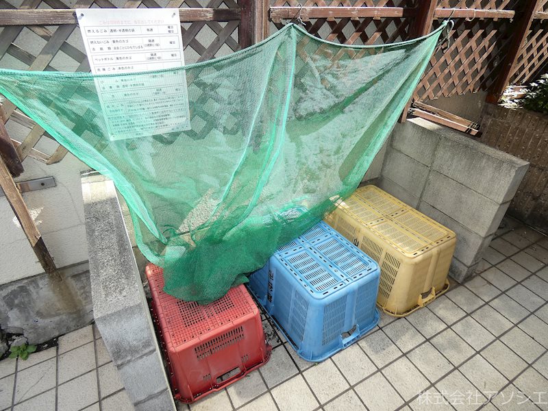 春日ビル ゴミ集積場