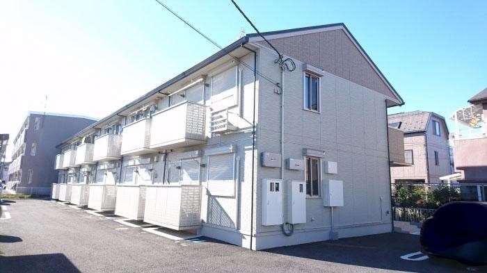 グリーンガーデンのお部屋探しはアソシエ住まいの窓口にお任せください。