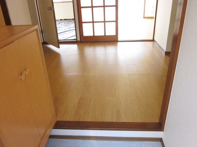エルディムヒカール 玄関
