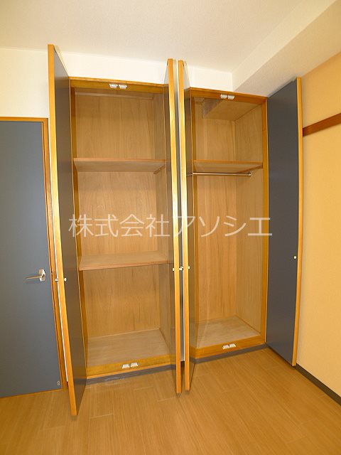 ウエストサイドハイツ クローゼット