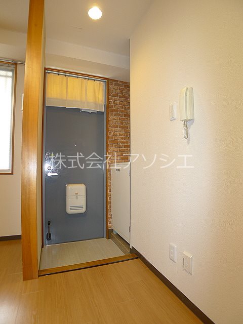 ウエストサイドハイツ 玄関