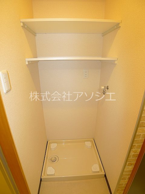 ウエストサイドハイツ 室内洗濯機置き場