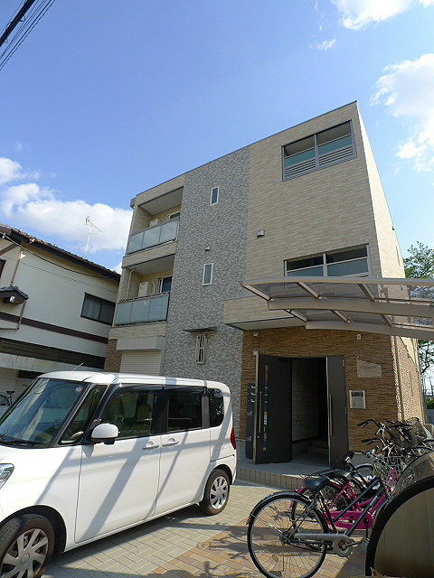 カミオール 外観