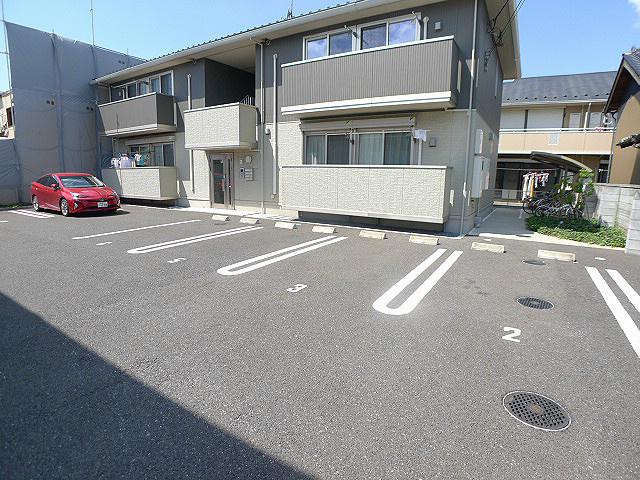 オルフェーヴルＡ 駐車場