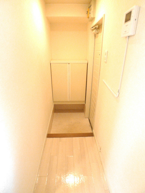 ANNEX I 玄関