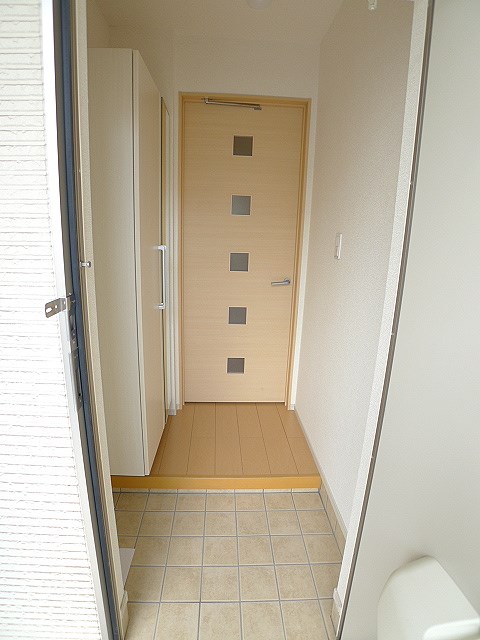アルカンシェルK 玄関