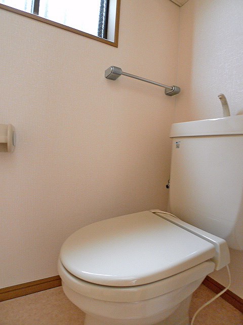 キャピタル越谷 C トイレ
