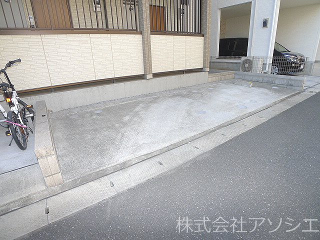 アコード・パル 駐車場